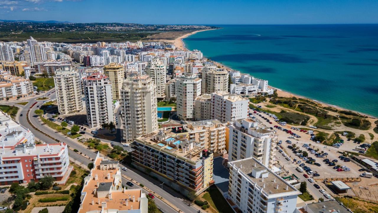 Magnificent 2Bdr Apartment W/ Ac & Pool - 2Min From Beach - By Lovelystay Armação de Pêra Buitenkant foto