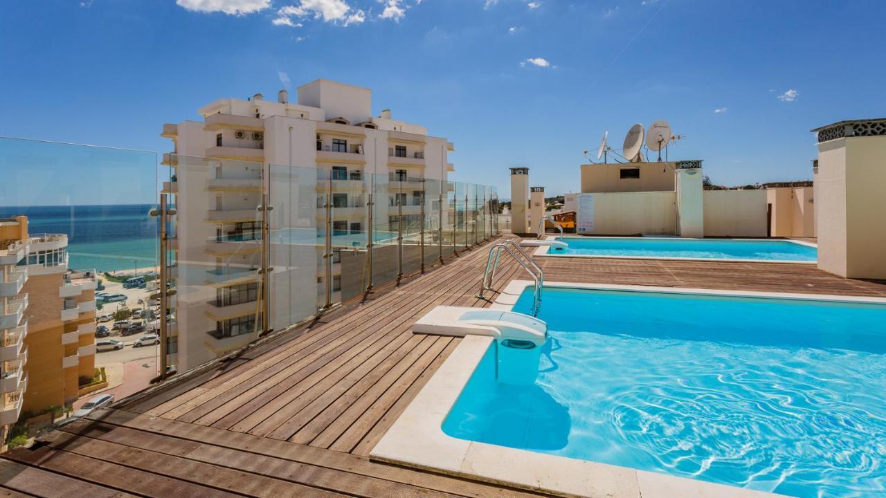Magnificent 2Bdr Apartment W/ Ac & Pool - 2Min From Beach - By Lovelystay Armação de Pêra Buitenkant foto